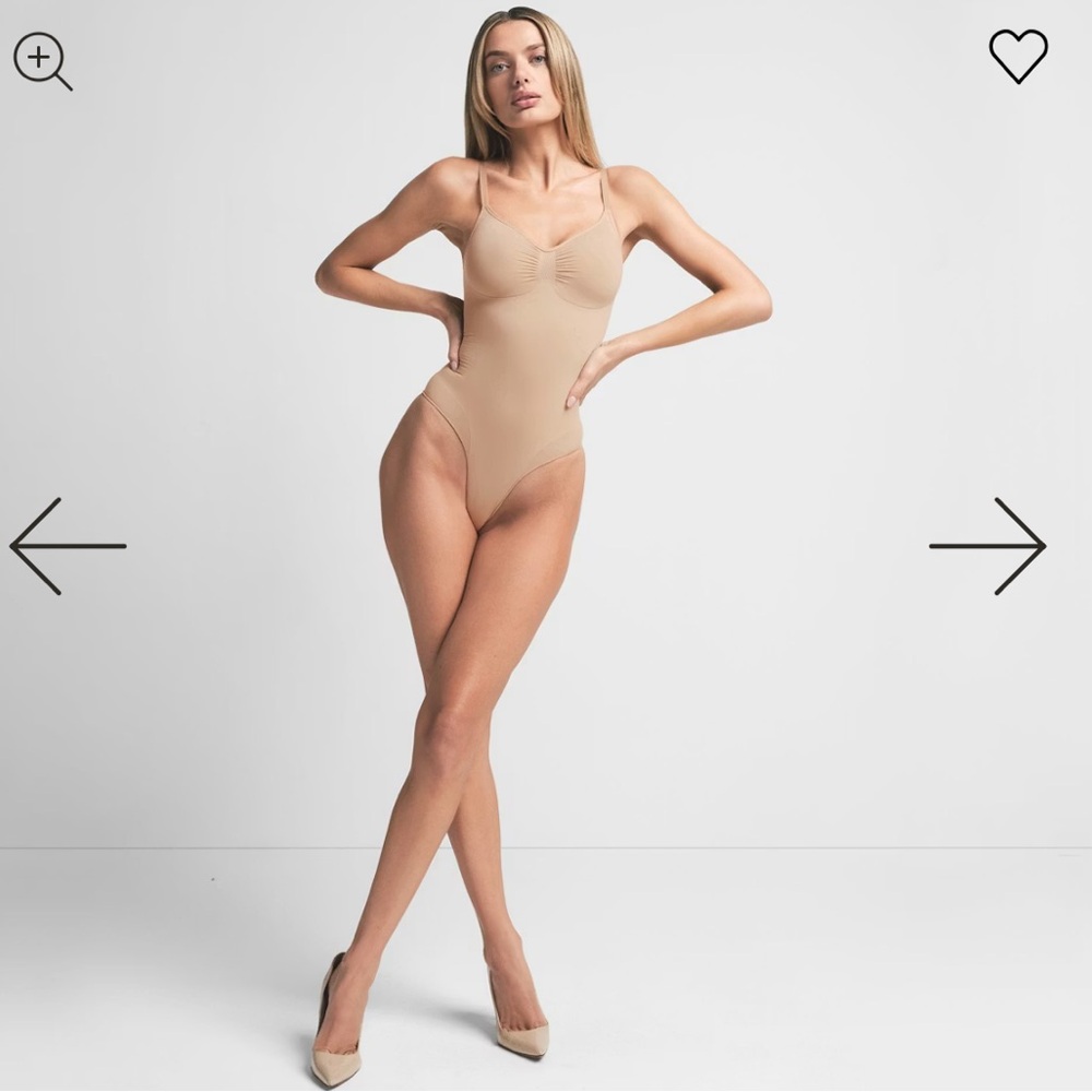 SKIMS Nude Seamless Shaping Bodysuit